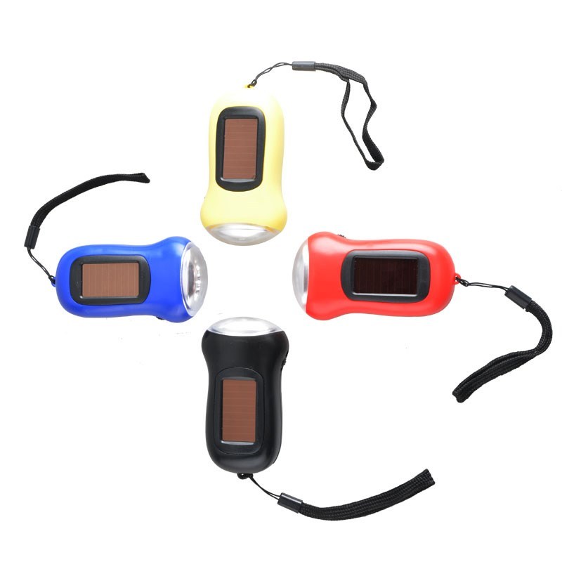 Solar charging flashlight